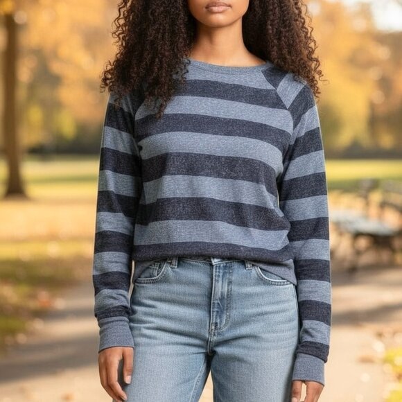 Nollie Tops - Nollie Long Sleeve Grey Striped Shirt Size XS